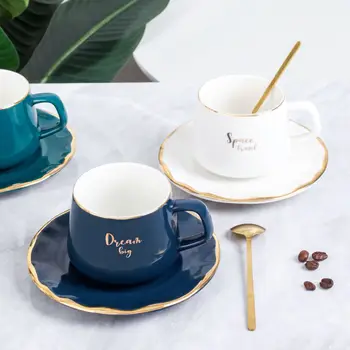 Europos stiliaus vertus nudažyti aukso kavos puodelis su dangteliu šaukštas keramikos vandens puodelį mados kūrybos mielas pieno taurės logotipą