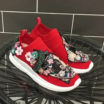 Raudona rankų darbo custom kristalų puošnios gėlės kojinės batai banga prekės tėtis batai atsitiktinis sporto ėjimo bateliai 35-40